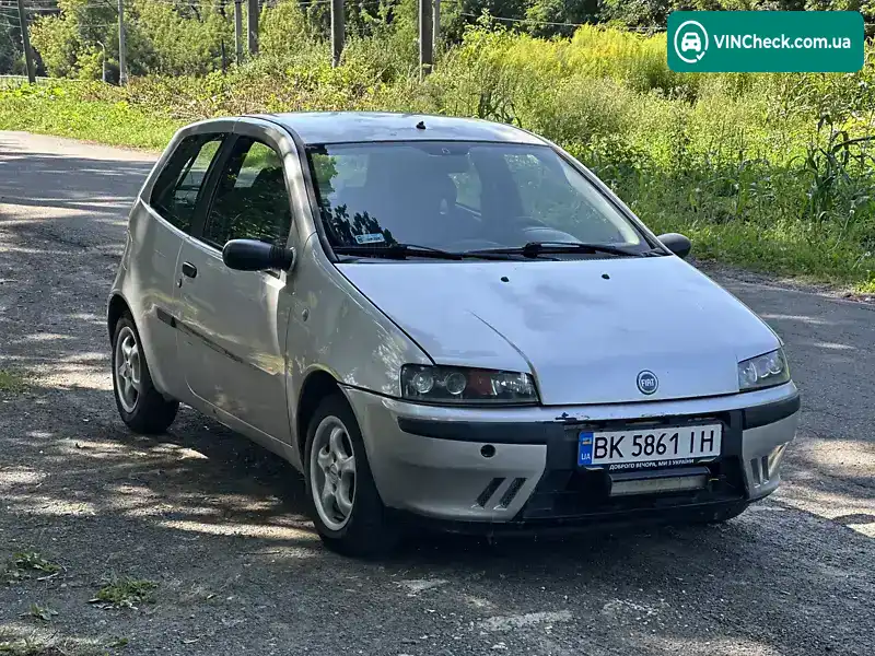 Fiat Punto 2002, фото з оголошення 2 з 10, VIN ZFA18800002340945