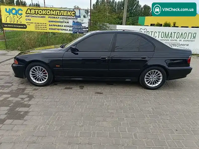 BMW 5 Series 2000, фото з оголошення 2 з 18, VIN WBADN61090GG87961