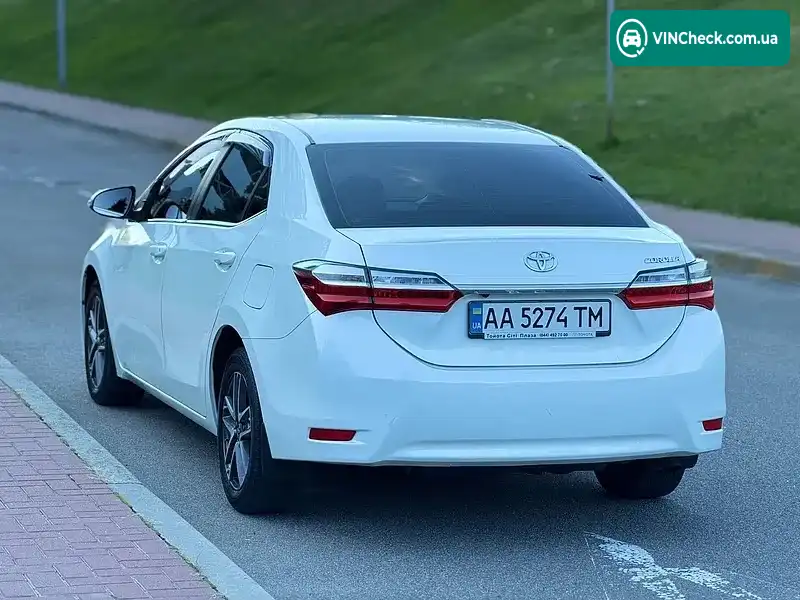 Toyota Corolla 2018, фото з оголошення 2 з 16, VIN NMTBE0JE70R247242