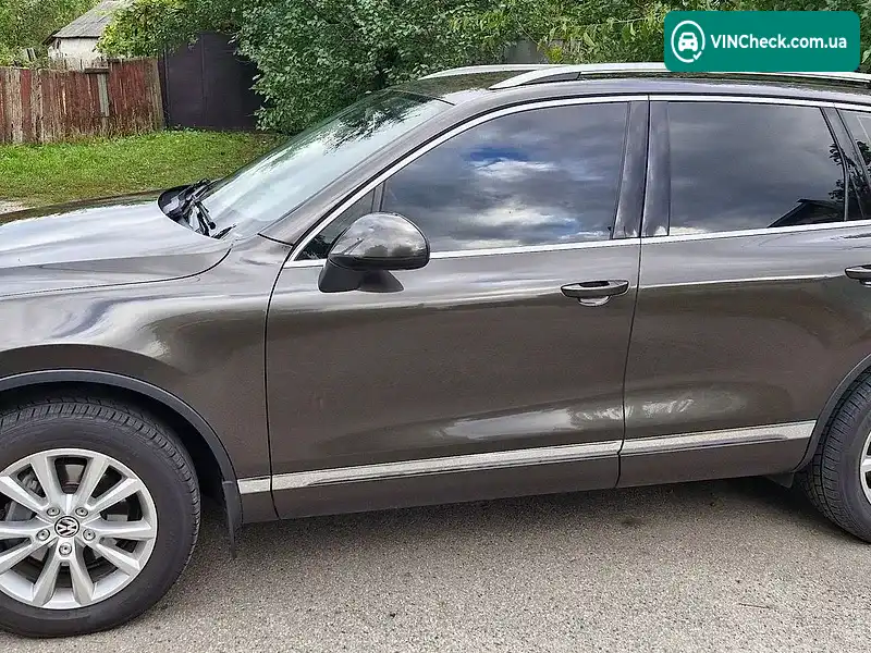 Volkswagen Touareg 2015, фото з оголошення 2 з 20, VIN WVGZZZ7PZFD007895