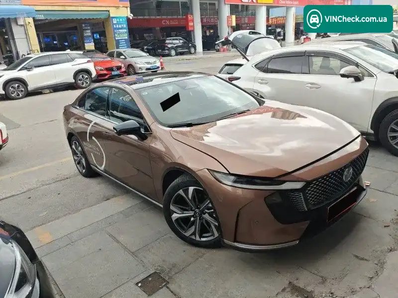 Mazda EZ-6 2024, фото з оголошення 2 з 12, VIN LVRHDAEJ9RN011050