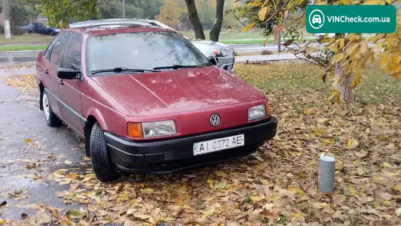 Volkswagen Passat 1990, фото з оголошення 1 з 11, VIN WVWZZZ317LB105851