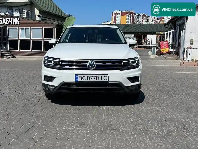 Volkswagen Tiguan 2018, фото з оголошення 1 з 15, VIN 3VV2B7AX6KM022321