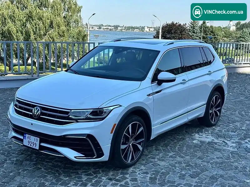 Volkswagen Tiguan 2024, фото з оголошення 2 з 20, VIN 3VV4B7AX6RM185277