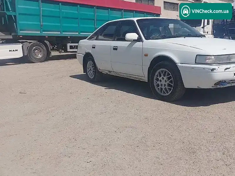 Mazda 626 1988, фото з оголошення 2 з 6, VIN JMZGD14D201141413