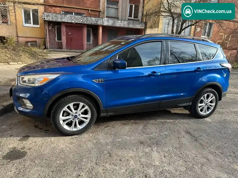 Ford Escape 2018, фото з оголошення 1 з 7, VIN 1FMCU0GD2JUC05884