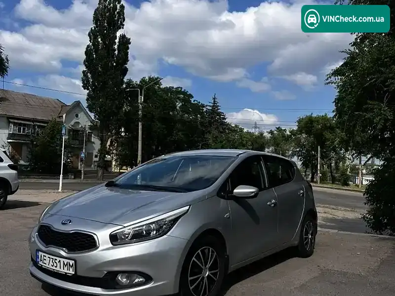Kia Ceed 2012, фото з оголошення 2 з 17, VIN U5YHM516ADL005004