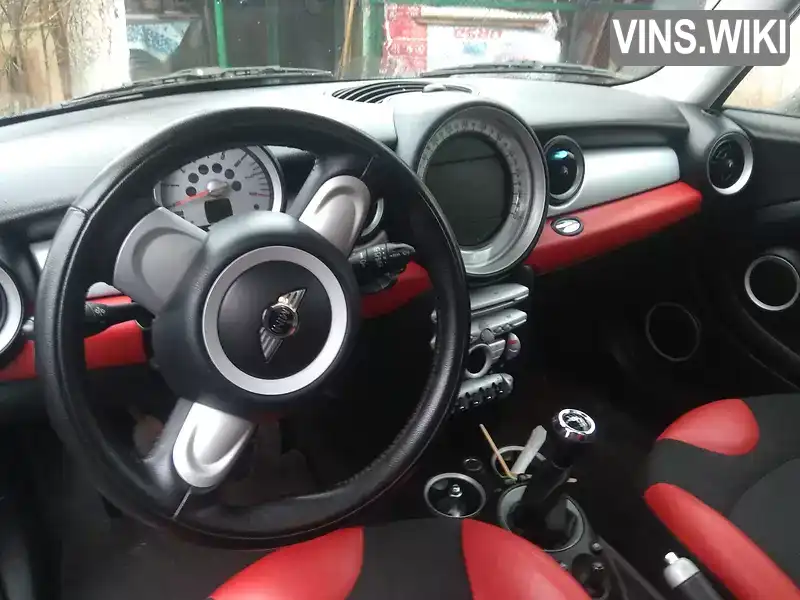 MINI Hatch 2009, фото з оголошення 2 з 6, VIN WMWMF31090TW55396