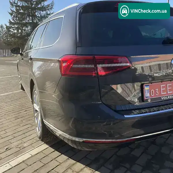Volkswagen Passat 2019, фото з оголошення 2 з 20, VIN WVWZZZ3CZKE095802
