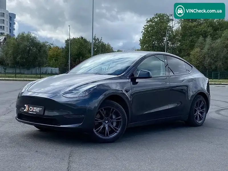 Tesla Model Y 2024, фото з оголошення 1 з 16, VIN 7SAYGDED2SF234388