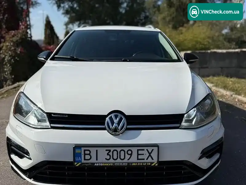 Volkswagen Golf 2017, фото з оголошення 1 з 20, VIN 3VWM17AU9HM541904