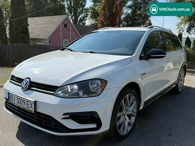 Volkswagen Golf 2017, фото з оголошення 2 з 20, VIN 3VWM17AU9HM541904