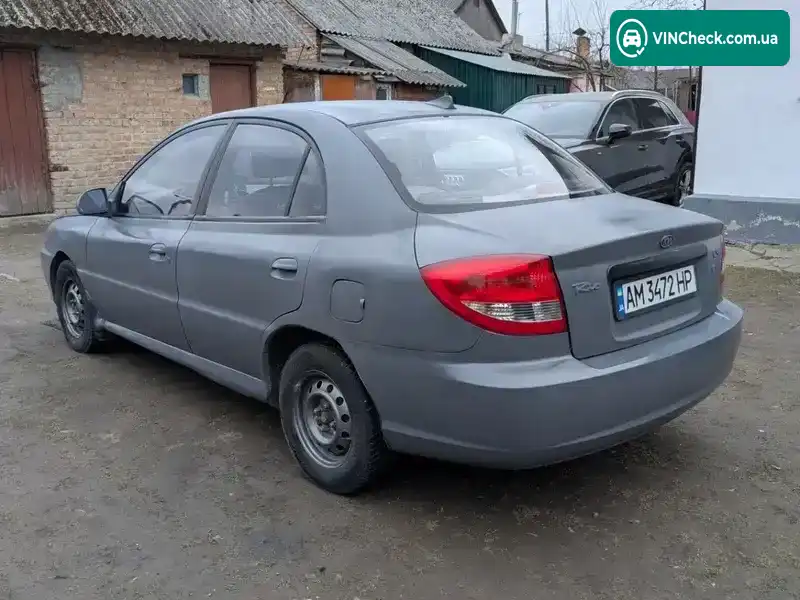 Kia Rio 2004, фото з оголошення 2 з 9, VIN KNADC221546306976
