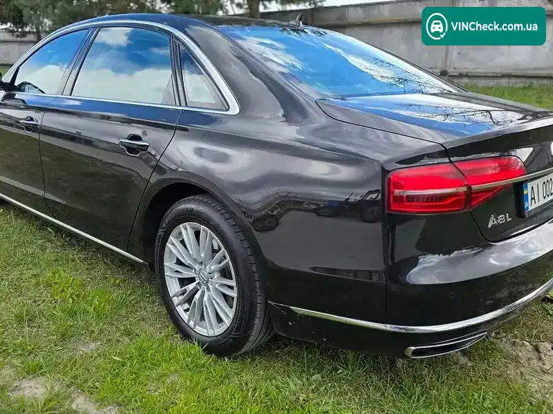 Audi A8 2017, фото з оголошення 2 з 21, VIN WAUZZZ4H1HN021663