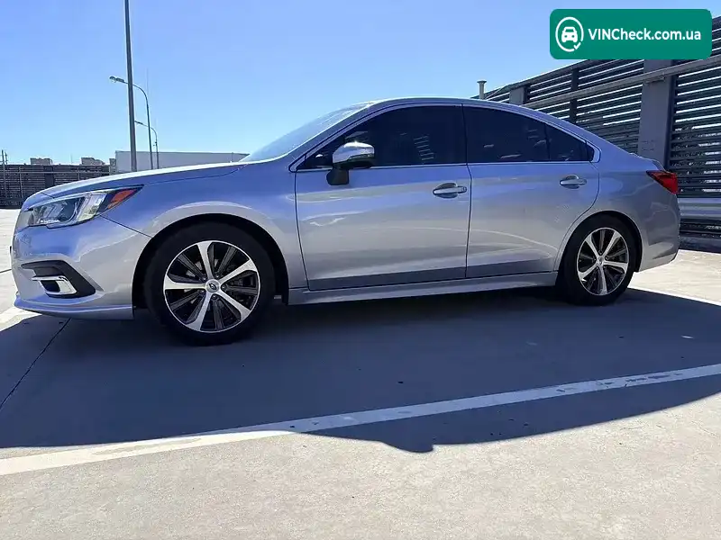 Subaru Legacy 2019, фото з оголошення 1 з 20, VIN 4S3BNAJ61K3032945