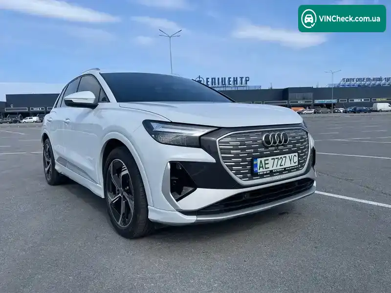 Audi Q4 e-tron 2023, фото з оголошення 2 з 20, VIN LFVVB9G30P5233273
