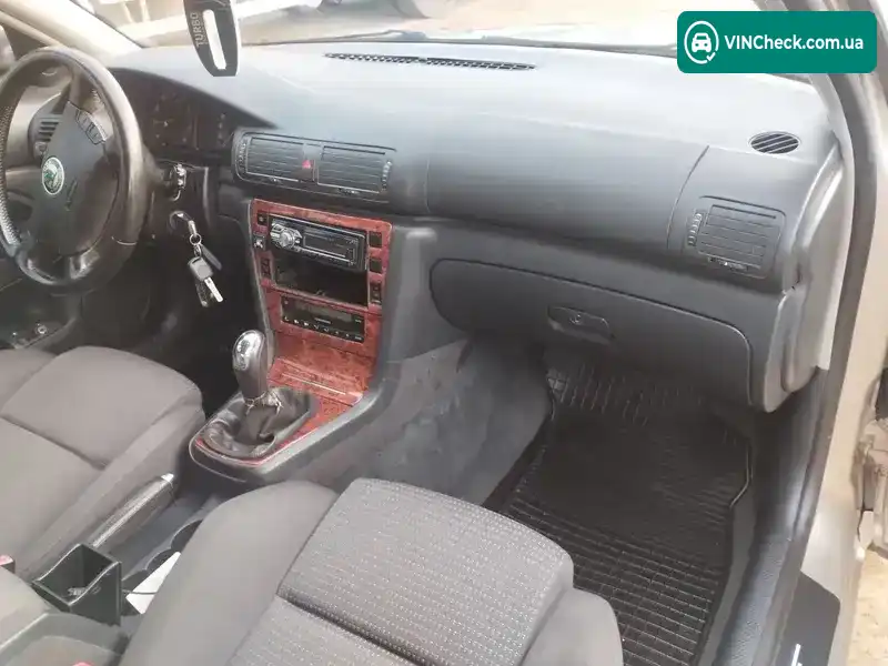 Skoda Superb 2005, фото з оголошення 1 з 21, VIN TMBDL23U26B046591