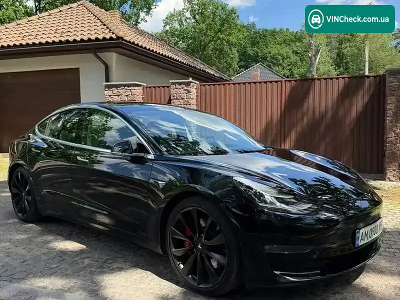 Tesla Model 3 2019, фото з оголошення 1 з 13, VIN 5YJ3E7EB9KF192749