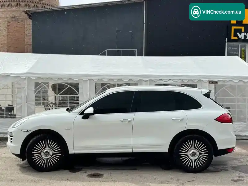 Porsche Cayenne 2013, фото з оголошення 1 з 21, VIN WP1ZZZ92ZELA32008