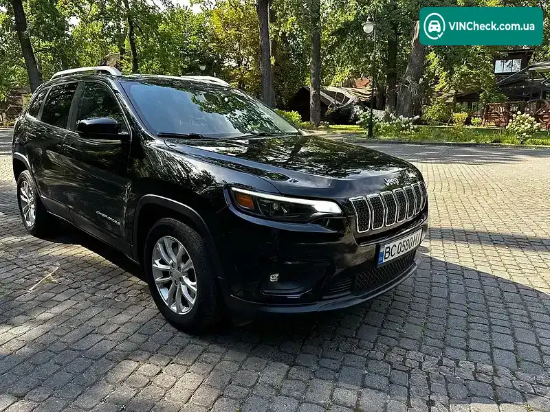 Jeep Cherokee 2018, фото з оголошення 2 з 20, VIN 1C4PJLCB3KD270216