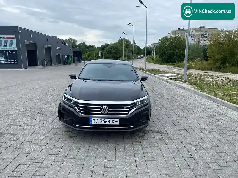 Volkswagen Passat 2021, фото з оголошення 2 з 13, VIN 1VWSA7A39MC017761