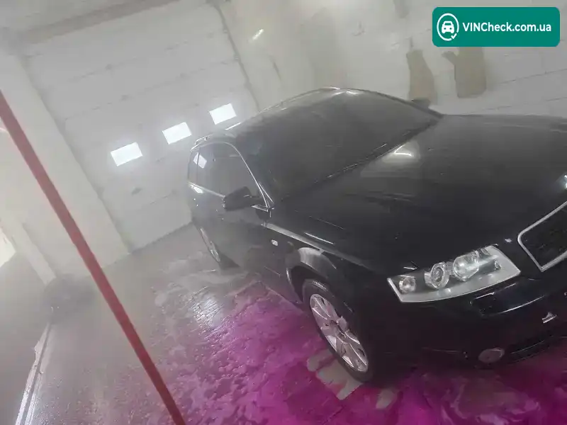 Audi A4 2002, фото з оголошення 2 з 17, VIN WAUZZZ8E92A229546