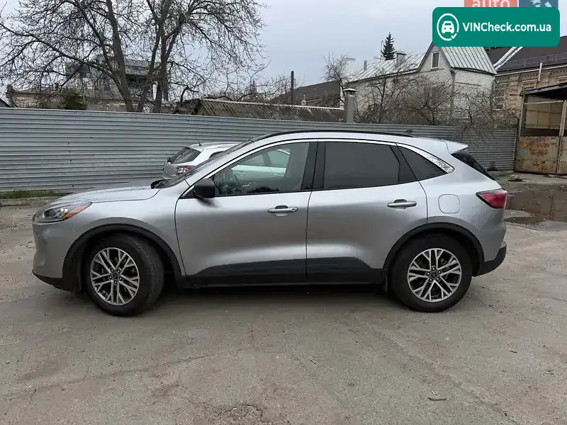 Ford Escape 2022, фото з оголошення 2 з 20, VIN 1FMCU0H6XNUB34097