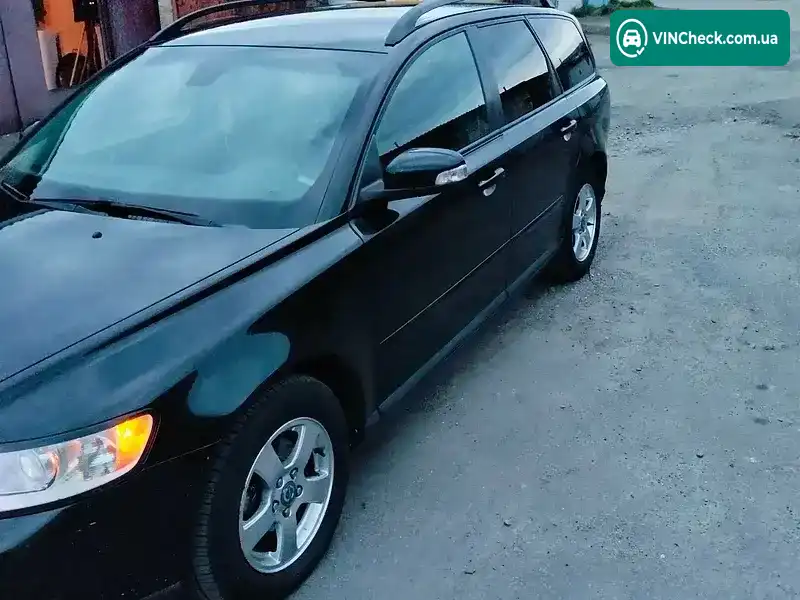 Volvo V50 2007, фото з оголошення 1 з 7, VIN YV1MW765282403252
