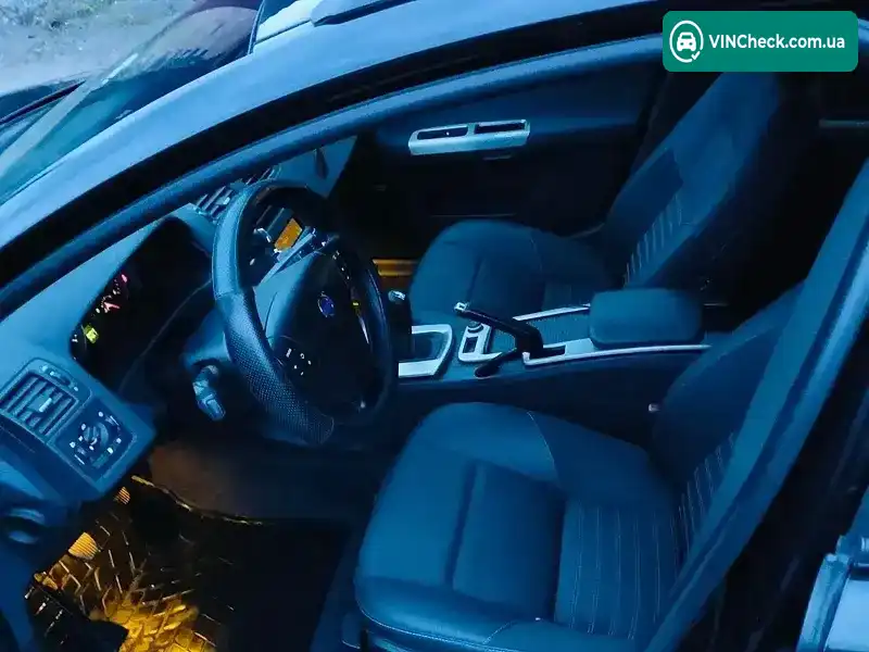 Volvo V50 2007, фото з оголошення 2 з 7, VIN YV1MW765282403252