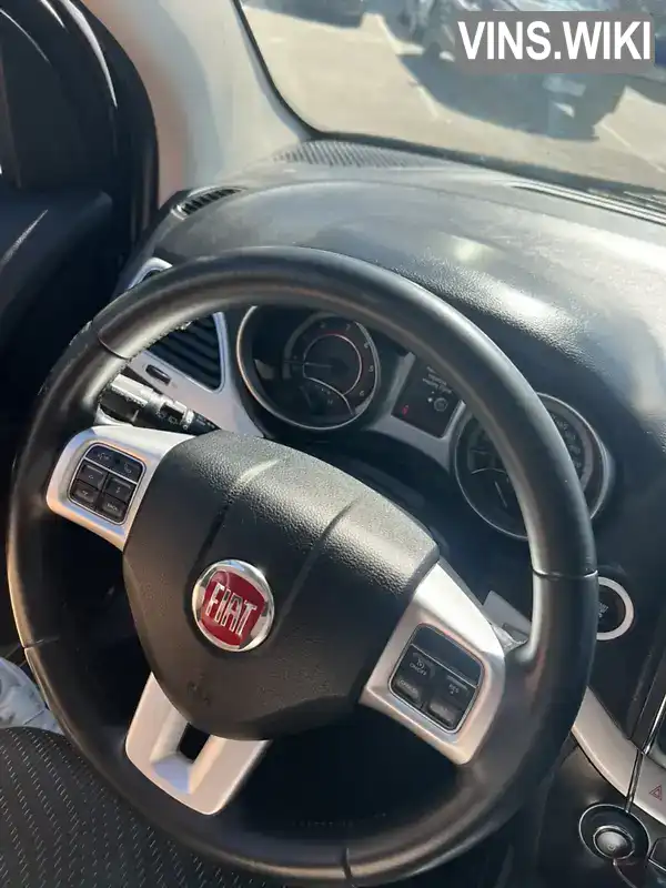 Fiat Freemont 2014, фото з оголошення 2 з 18, VIN 3C4PFBBY2ET210170