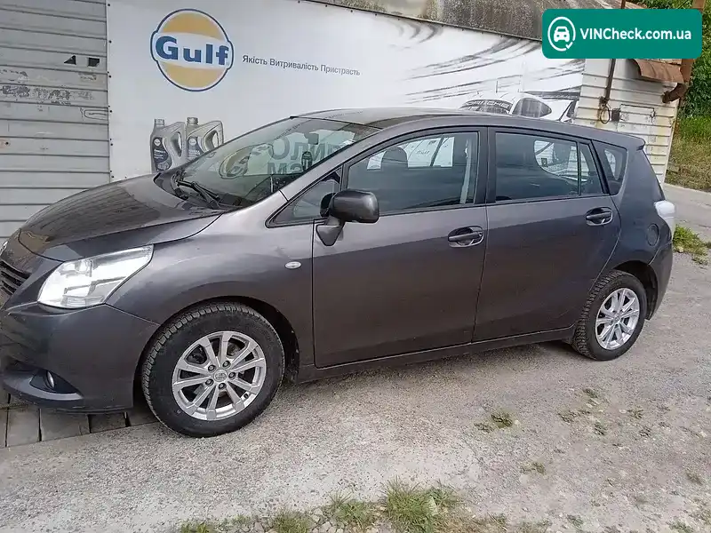 Toyota Verso 2011, фото з оголошення 1 з 8, VIN NMTDD26R40R058437