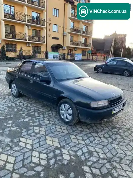 Opel Vectra 1989, фото з оголошення 1 з 9, VIN W0L000087K5188717