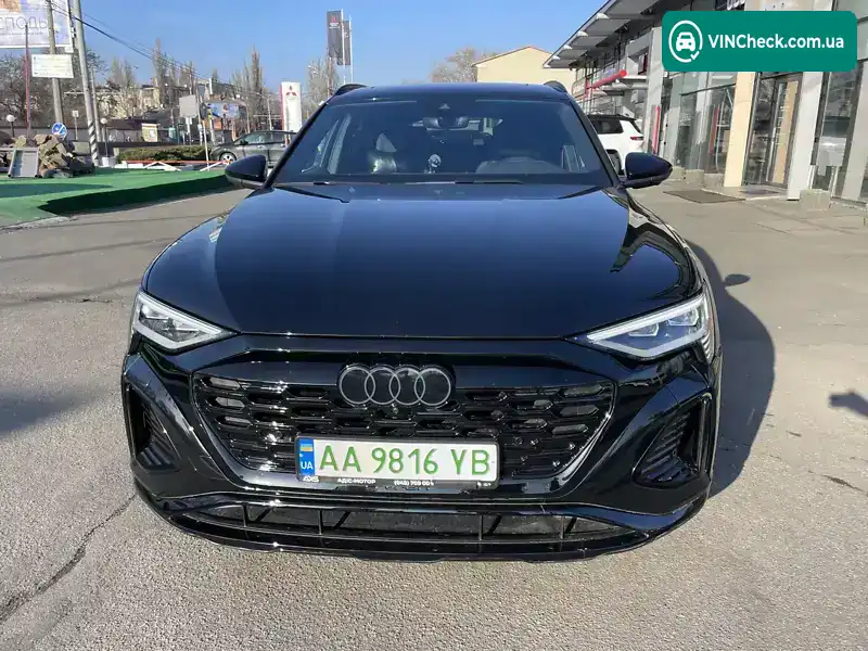 Audi Q8 e-tron 2024, фото з оголошення 2 з 21, VIN WAUZZZGE4RB059215