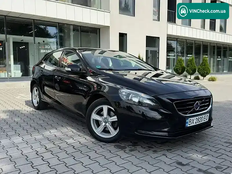 Volvo V40 2015, фото з оголошення 1 з 20, VIN YV1MV7431G2307881