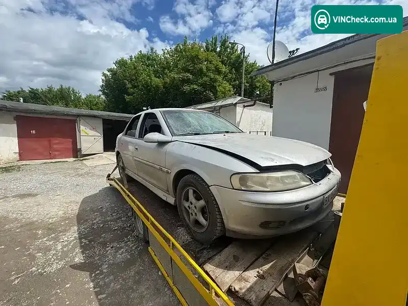Opel Vectra 2000, фото з оголошення 1 з 5, VIN W0L0JBF1911015312