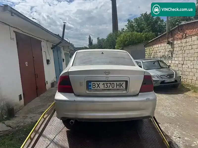 Opel Vectra 2000, фото з оголошення 2 з 5, VIN W0L0JBF1911015312