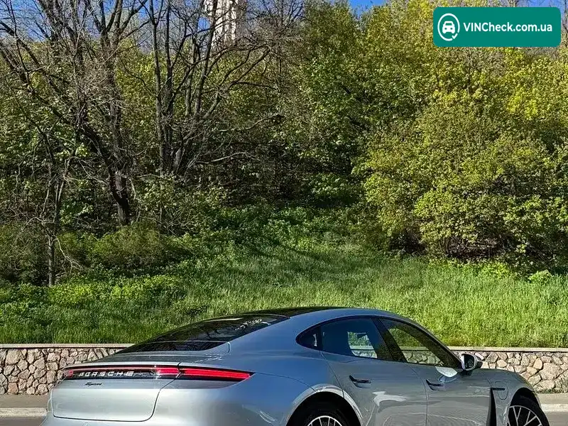 Porsche Taycan 2023, фото з оголошення 2 з 7, VIN WP0AA2Y13RSA13498