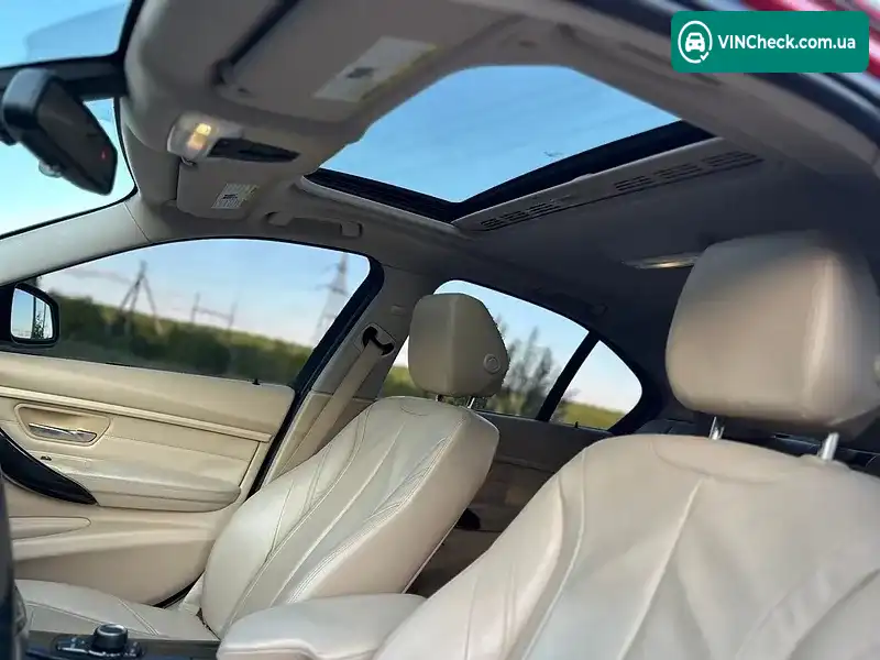 BMW 3 Series 2012, фото з оголошення 1 з 20, VIN WBA3A5G5XDNP19352
