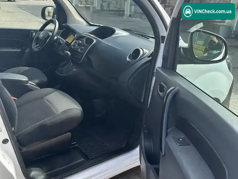 Renault Kangoo 2018, фото з оголошення 2 з 20, VIN VFTFNEZBC61703969