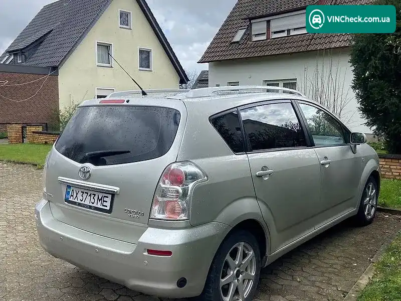 Toyota Corolla Verso 2008, фото з оголошення 2 з 16, VIN NMTER16R80R129817