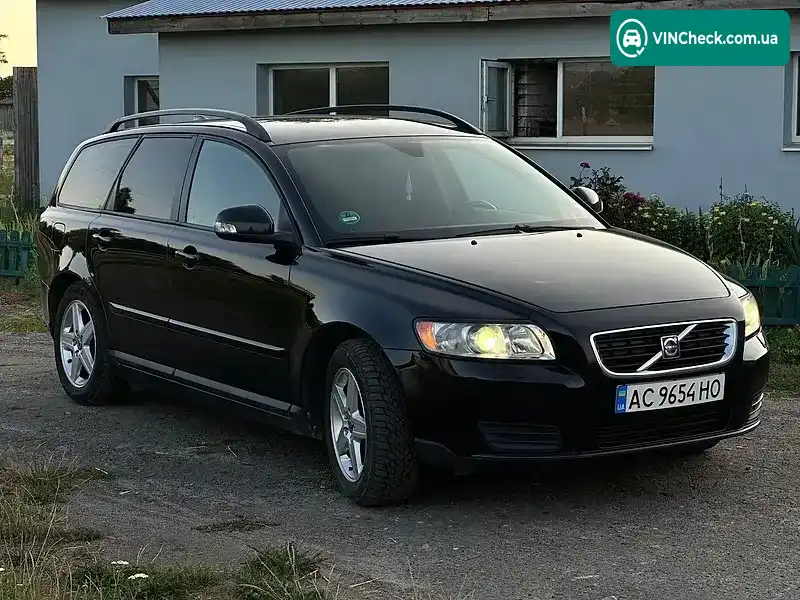 Volvo V50 2009, фото з оголошення 1 з 20, VIN YV1MW76F2A2530984