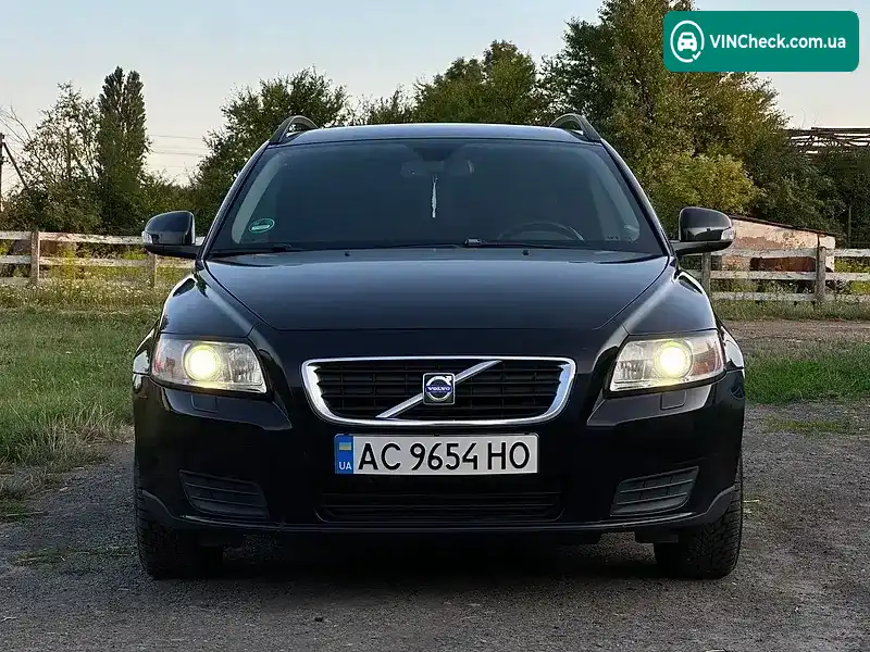 Volvo V50 2009, фото з оголошення 2 з 20, VIN YV1MW76F2A2530984