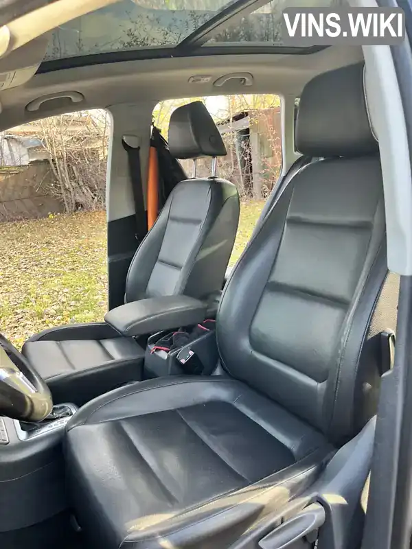 Volkswagen Tiguan 2011, фото з оголошення 2 з 16, VIN WVGBV7AX6BW561491