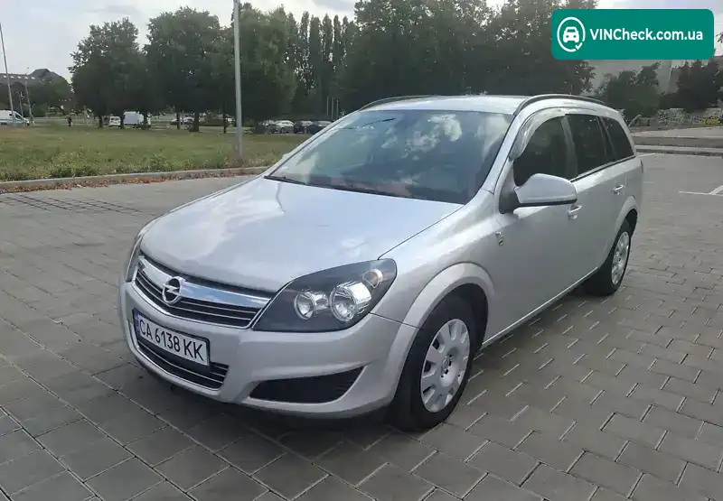 Opel Astra 2010, фото з оголошення 1 з 21, VIN W0L0AHL35A2105541