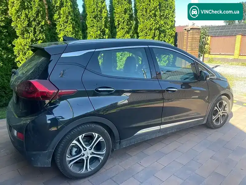 Chevrolet Bolt EV 2017, фото з оголошення 1 з 20, VIN 1G1FX6S05H4180238