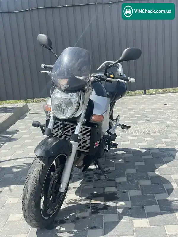 Suzuki GSR 600 2006, фото з оголошення 2 з 20, VIN JS1B9111100106479