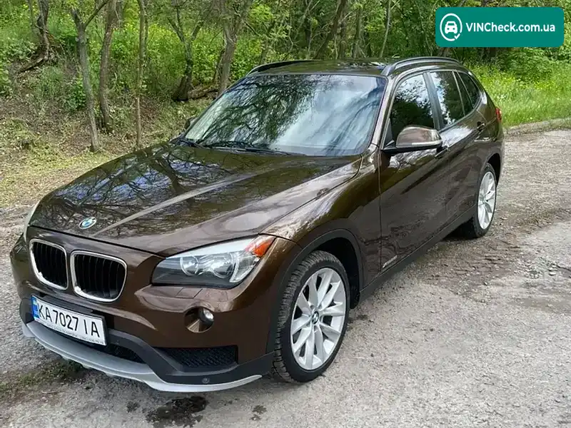 BMW X1 2015, фото з оголошення 1 з 18, VIN WBAVL1C57FVY39078