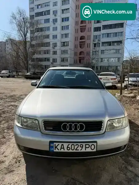 Audi A4 1999, фото з оголошення 1 з 13, VIN WAUZZZ8DZYA001803