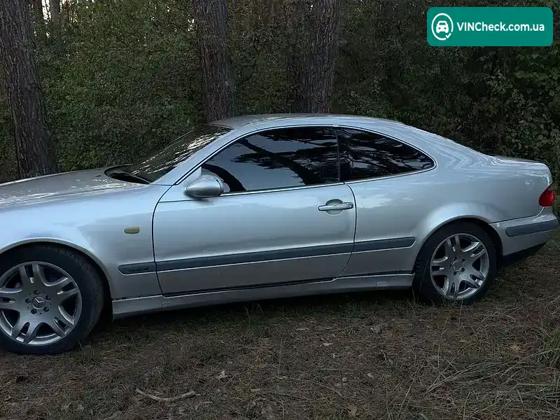 Mercedes-Benz CLK-Class 1999, фото з оголошення 2 з 11, VIN WDB2083351F068169