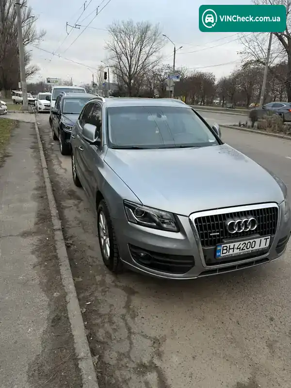 Audi Q5 2010, фото з оголошення 1 з 14, VIN WA1LFAFPXBA009995